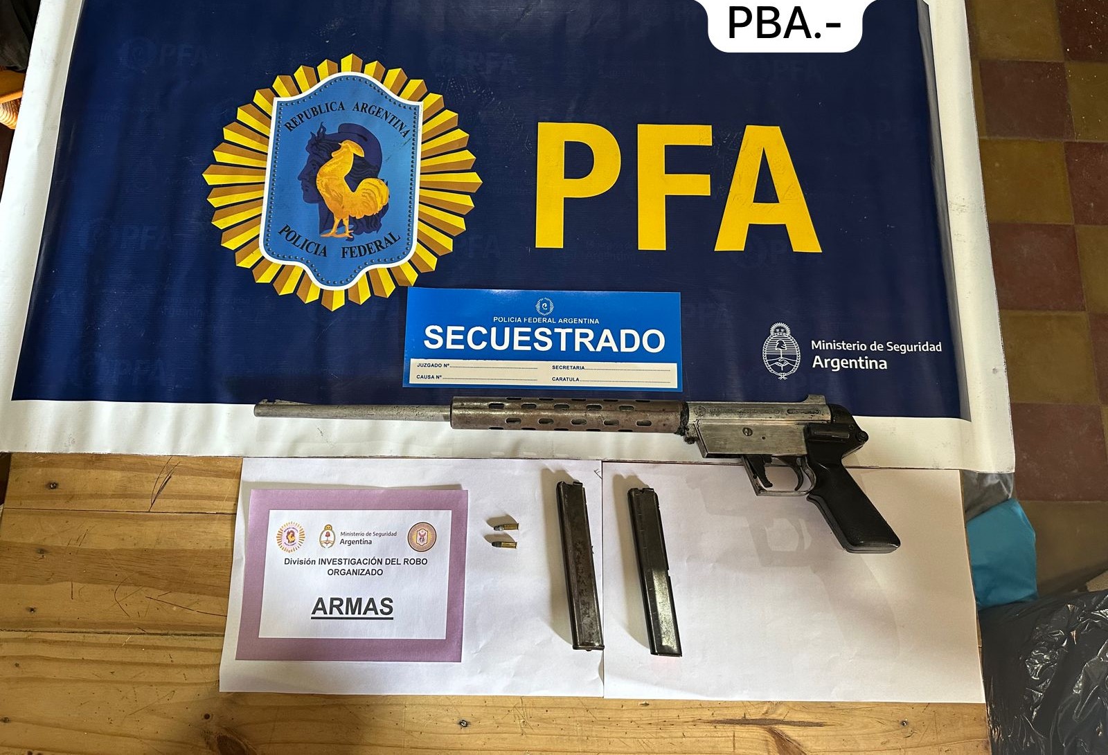 detuvieron-banda-criminal-que-robaba-autos-y-armas-784-3-728x496