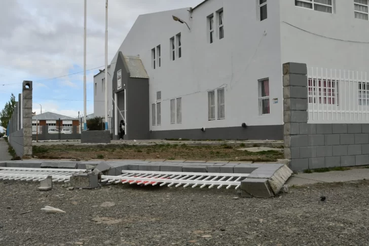 Suspendieron las clases en Río Gallegos y Caleta Olivia por alerta meteorológica en Santa Cruz