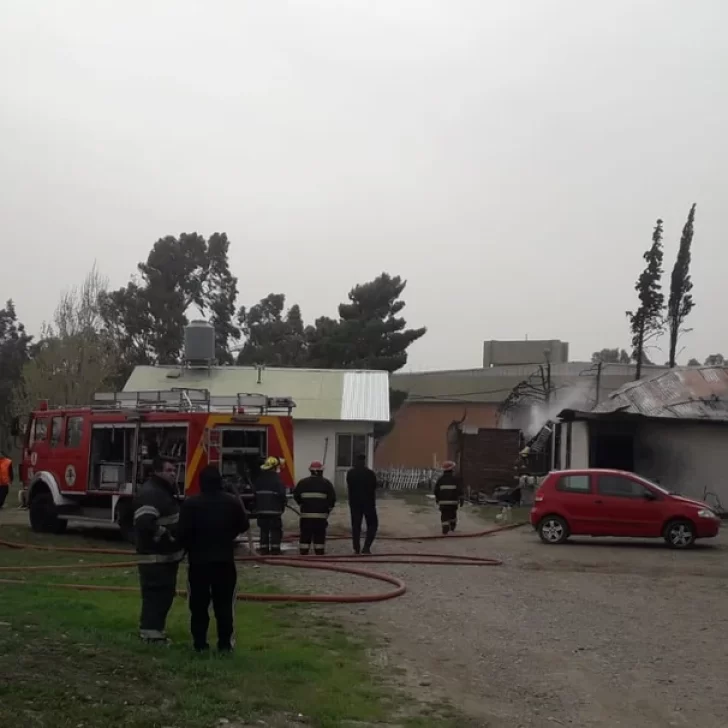 Murió un joven en un voraz incendio en Comodoro Rivadavia