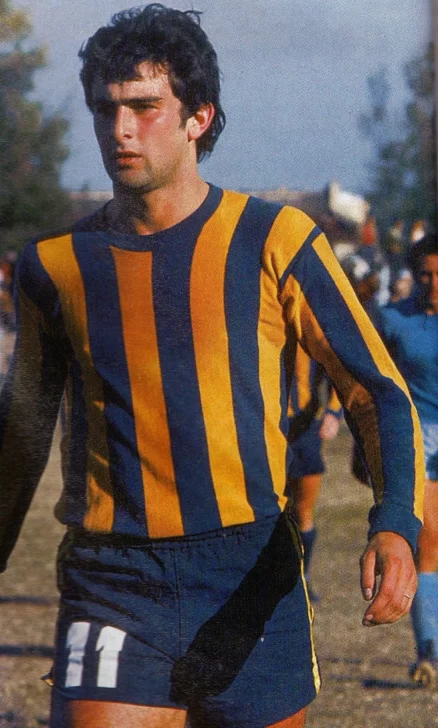 kempes-debut-438x728