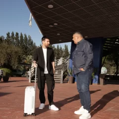 Lionel Messi llegó al predio de la AFA y fue recibido por “Chiqui” Tapia: “Volviste a casa”