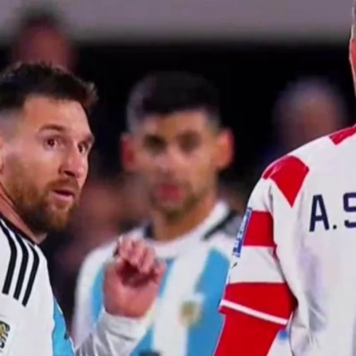 Sanabria, el paraguayo acusado de escupir a Messi, se defendió en redes sociales