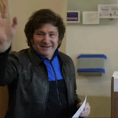 Javier Milei, en busca del respaldo de las urnas: qué se vota este domingo y el optimismo presidencial