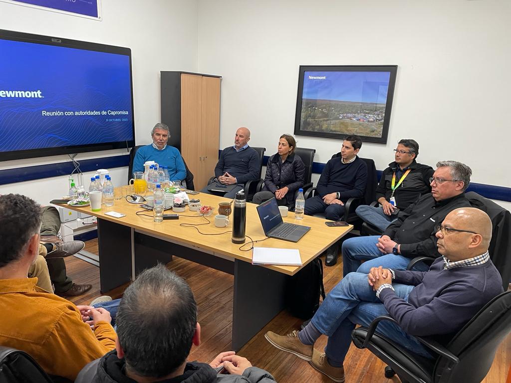 Newmont Cerro Negro se reunió con las nuevas autoridades de CAPROMISA