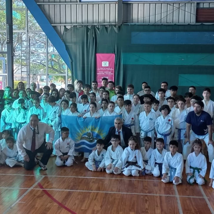 El karate de Santa Cruz consigui el subcampeonato en el Torneo