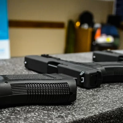Habilitaron el uso de armas semiautomáticas bajo un régimen especial