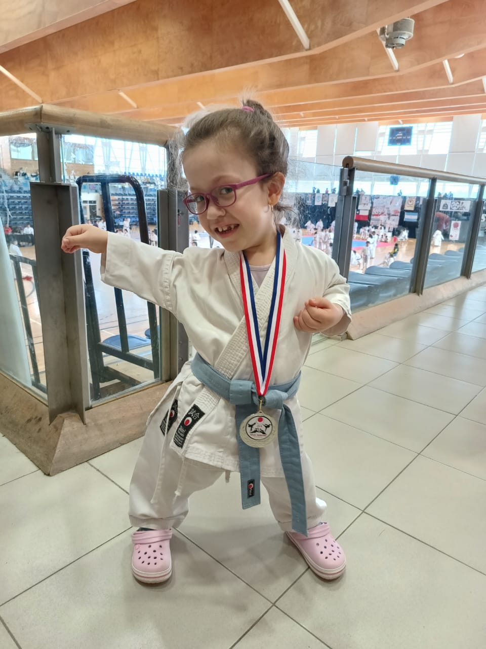 Sol Suarez: la deportista de Río Gallegos brilló en el torneo binacional de karate en Puerto Natales