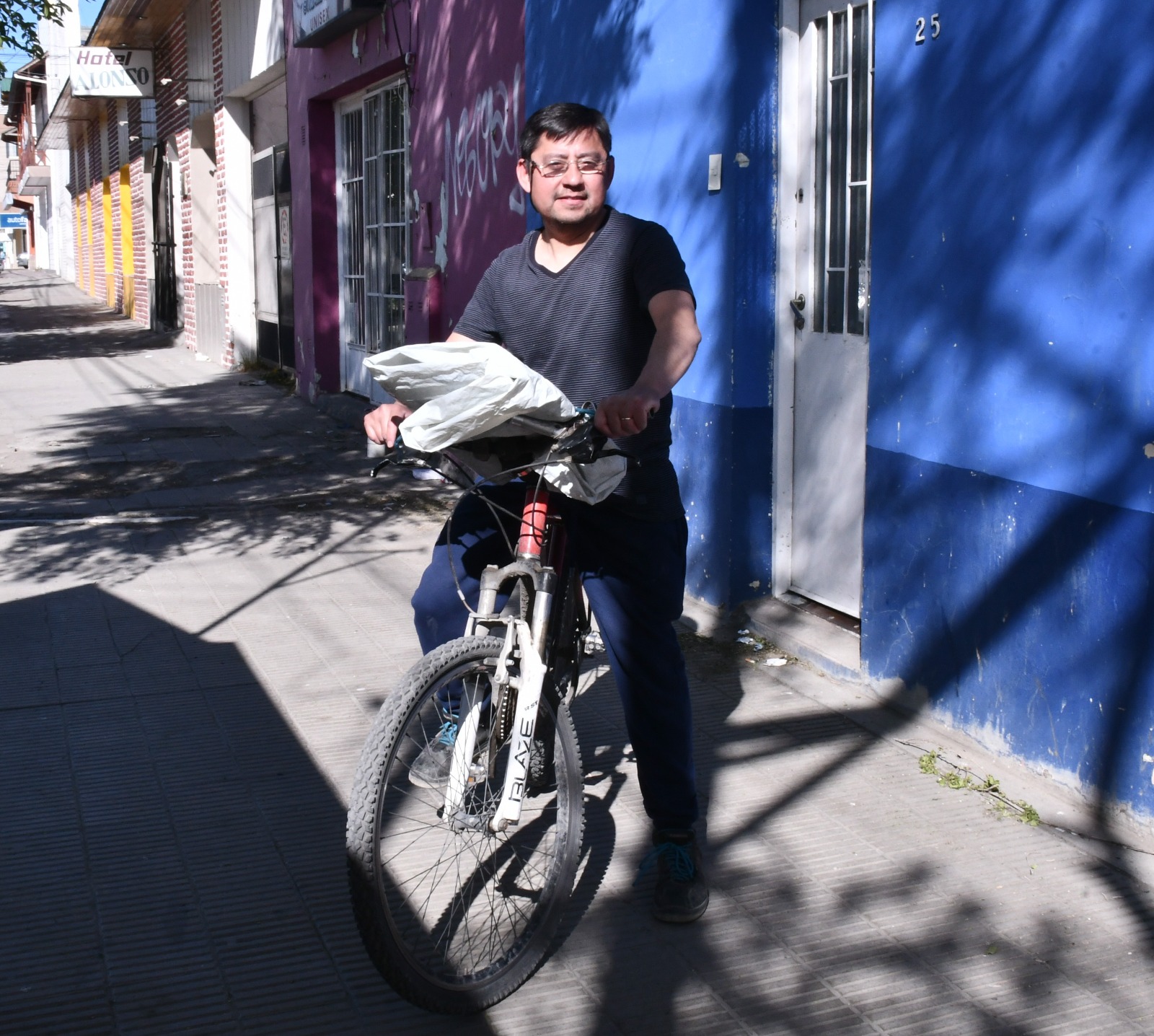 “Celebrar el Día del Canillita trabajando es lo mejor”