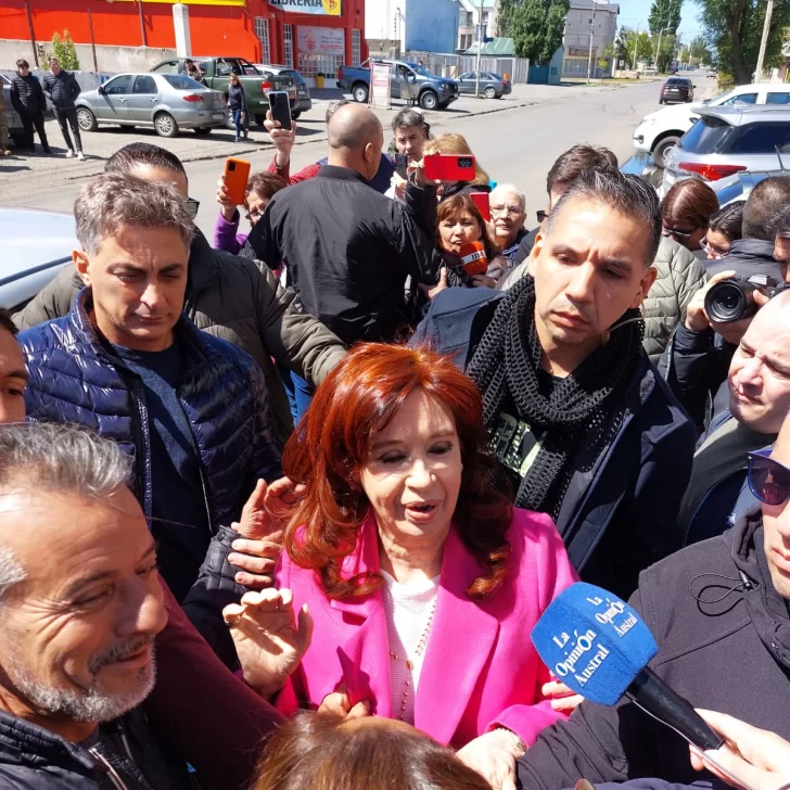 Cristina Fernández en Río Gallegos y el afecto a “La Decana de la Patagonia: “¡LU12, la vieja LU12!
