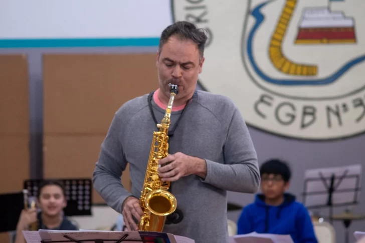 Comenzó el seminario del saxofonista Emiliano Barri en Río Gallegos