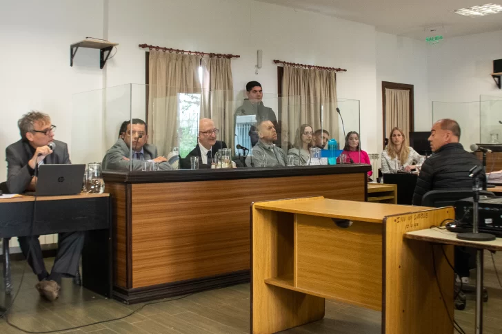 Pidieron penas dispares para los acusados de robar casi cuatro millones de pesos del Ministerio de Desarrollo Social