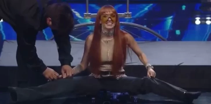 Got Talent Argentina. La Joaqui intentó imitar a un participante y se lastimó: “La quedó”