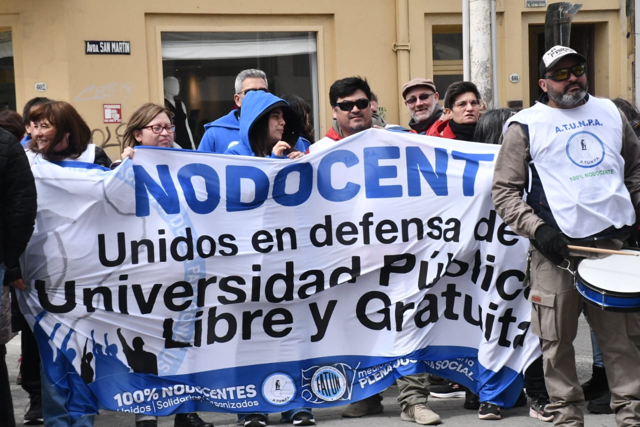 Marcha contra la privatización de la educación: arancelar es “excluir al pueblo trabajador de la formación superior”