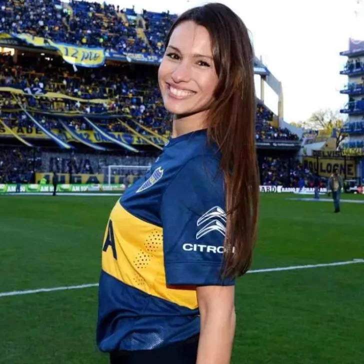 El tierno gesto de Pampita con un pequeño hincha de Boca: “Al fin”