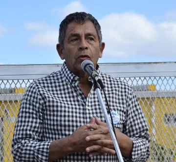 Homenaje a tripulantes del ARA San Juan: descubrirán murales y Víctor Burgos recibirá un obsequio