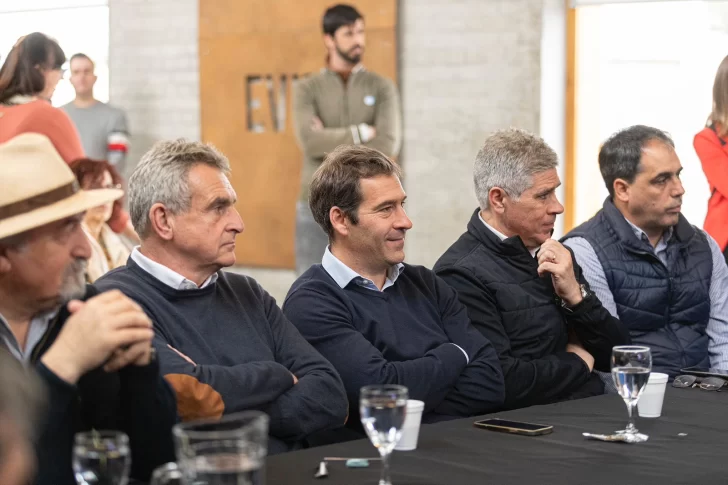 Luque: “Es fundamental avanzar con los proyectos de Cuencas Maduras e Hidrógeno Verde”