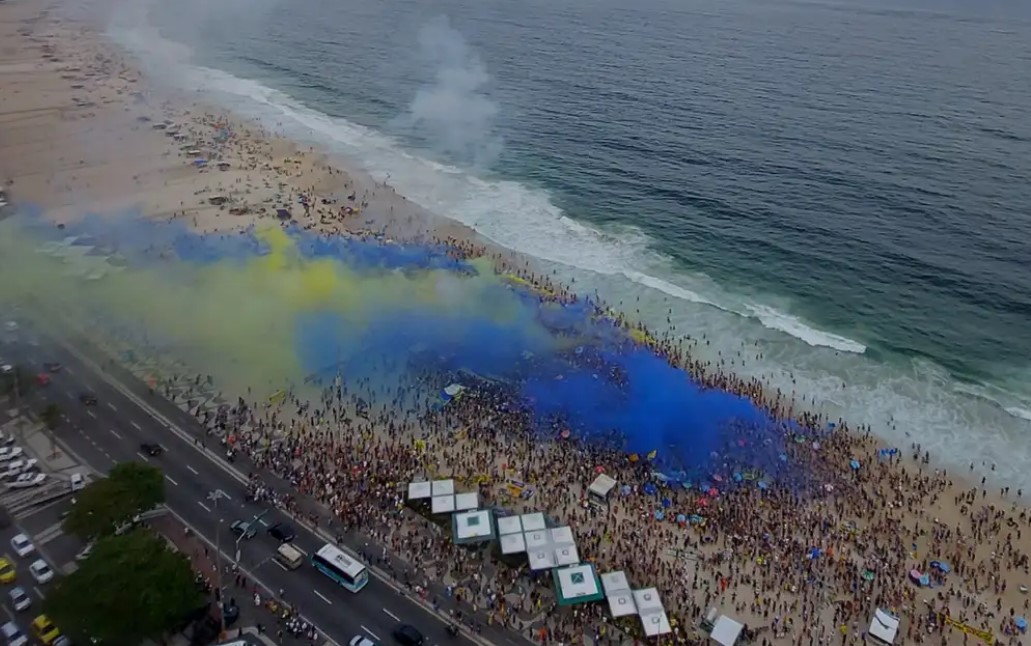 Así fue el histórico banderazo de los hinchas de Boca en Brasil en la previa de la final de la Libertadores