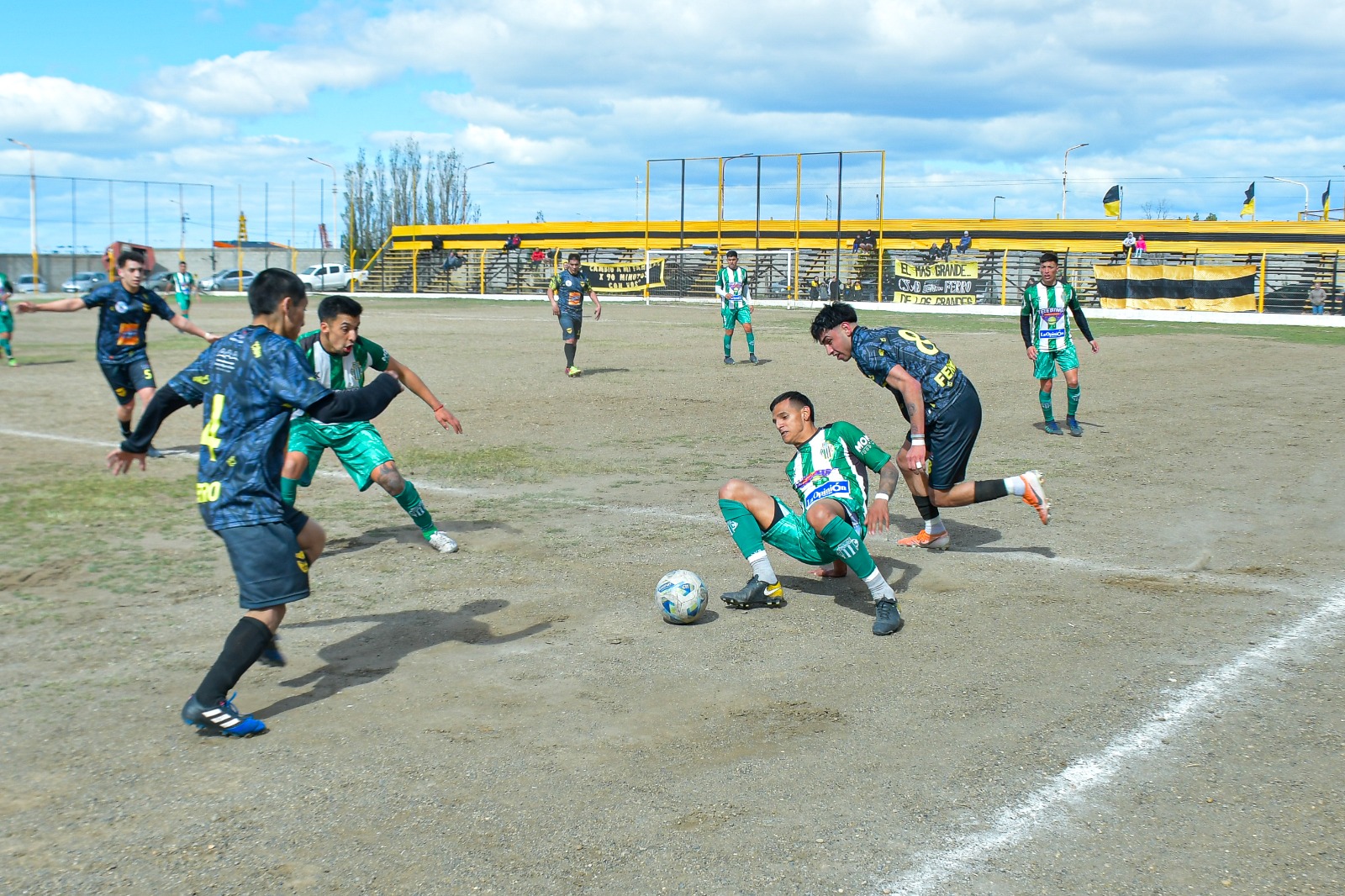 Atlético Boxing Club anunció la renovación de ocho jugadores