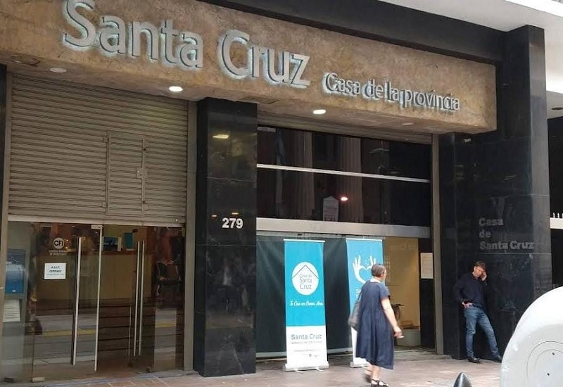 Qué dijo el vicegobernador sobre los trabajadores de Casa Santa Cruz