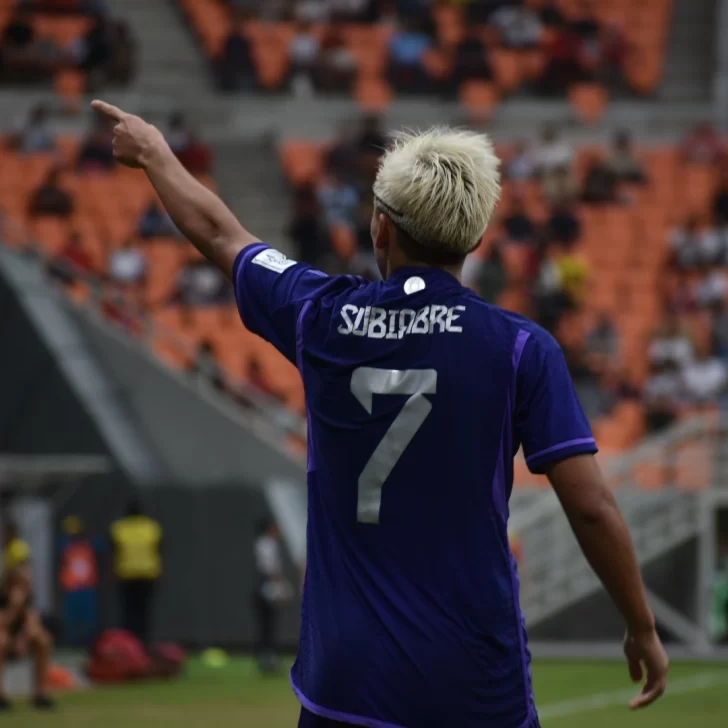 Con un golazo del comodorense Ian Subiabre, la Sub 17 goleó a Polonia y pasó a octavos del Mundial Juvenil