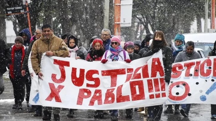 marcha-neuquen-pablo-cordoba-soldado-728x409