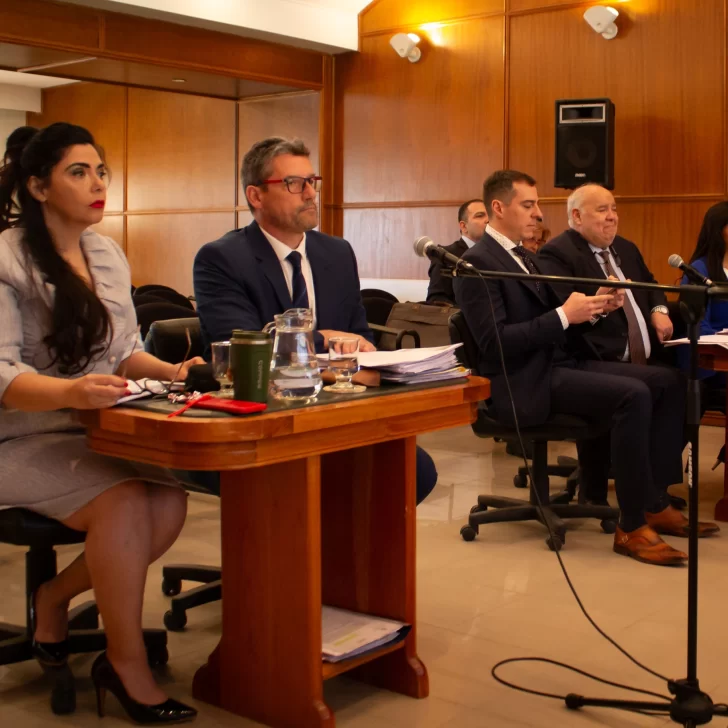 Comenzó el jury a Mariel Suárez, la jueza que besó a un preso en Chubut
