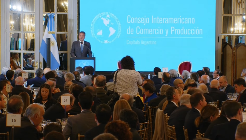 massa-encuentro-con-empresari-s76483-728x414