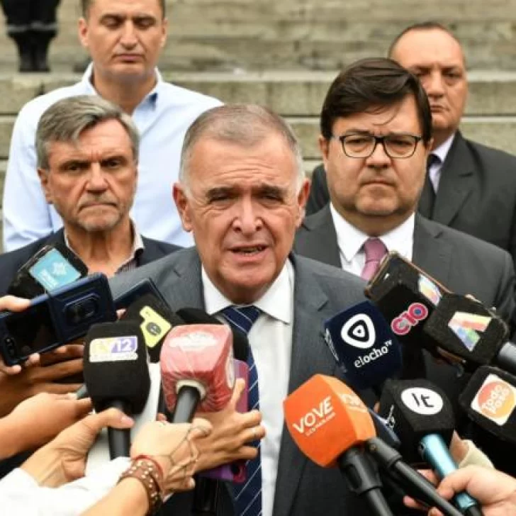 Aguinaldo de empleados públicos: Osvaldo Jaldo dijo que ha “tomado medidas” para garantizar el pago en Tucumán Aguinaldo de empleados públicos: Osvaldo Jaldo dijo que ha “tomado medidas” para garantizar el pago en Tucumán