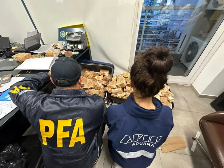 Detuvieron a Leo Fariña en allanamiento a una cueva financiera en Belgrano