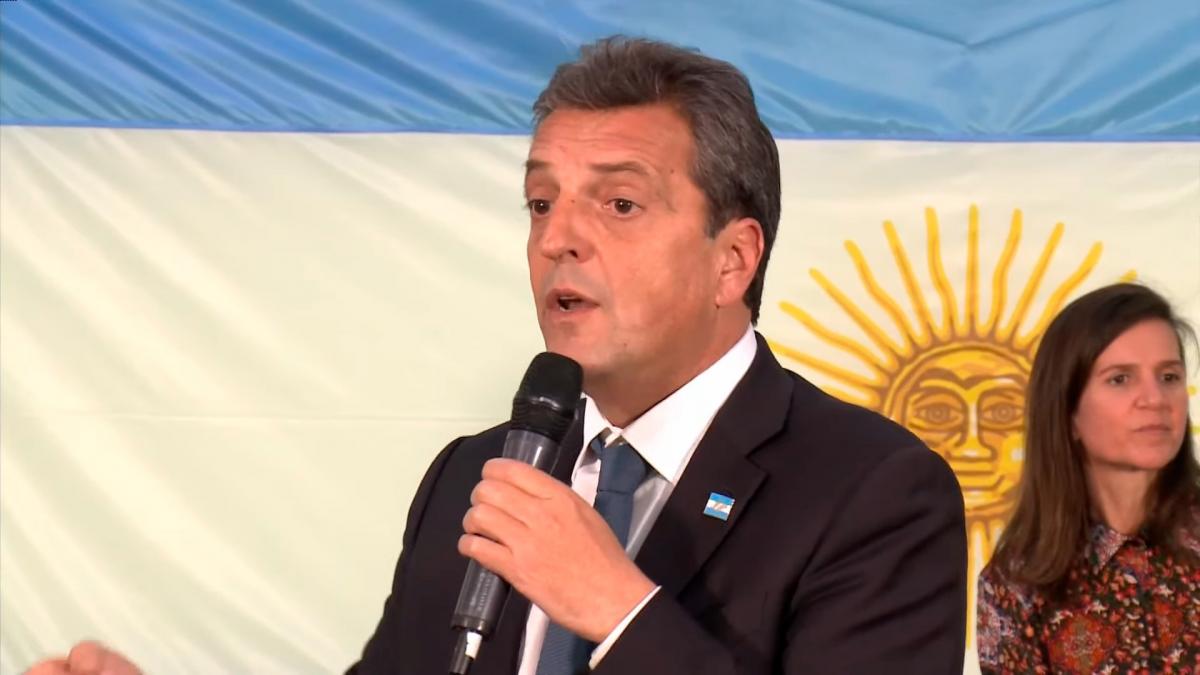 Massa afirmó que les dará una “jubilación digna a las víctimas del sistema de AFJP”