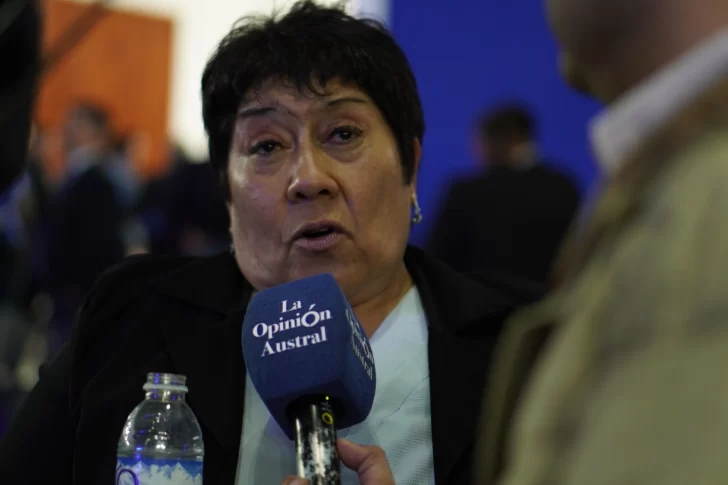Regina Gómez: “Claudio siempre está trabajando, no pierde la costumbre”