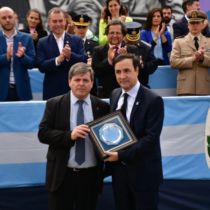 El vicegobernador confirmó que incluirán la eliminación de Agencia de Medios Audiovisuales en la sesión extraordinaria