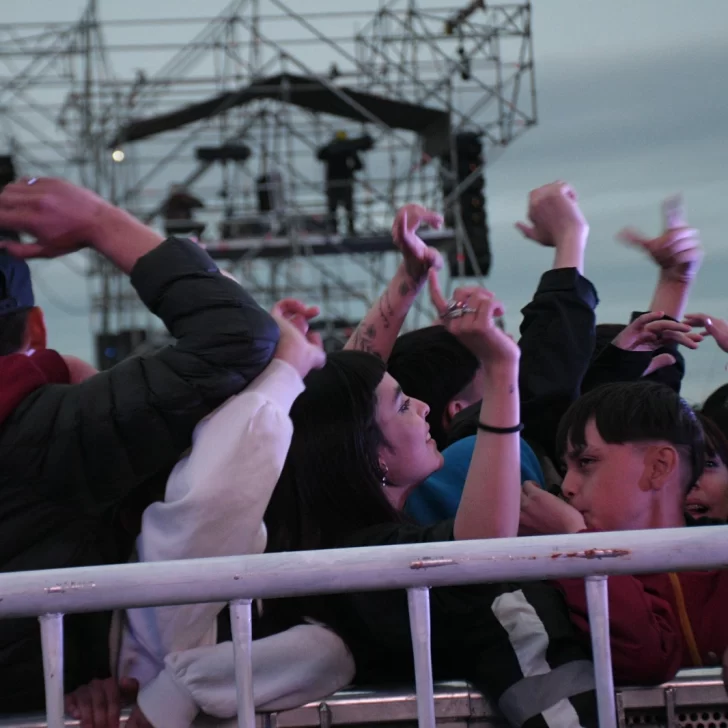 Quién canta hoy viernes 13 en el Aniversario de Río Gallegos