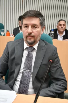 Pedro Muñoz sobre las elecciones 2025: “Desde el ARI construiremos una alternativa en Santa Cruz” Pedro Muñoz sobre las elecciones 2025: “Desde el ARI construiremos una alternativa en Santa Cruz”