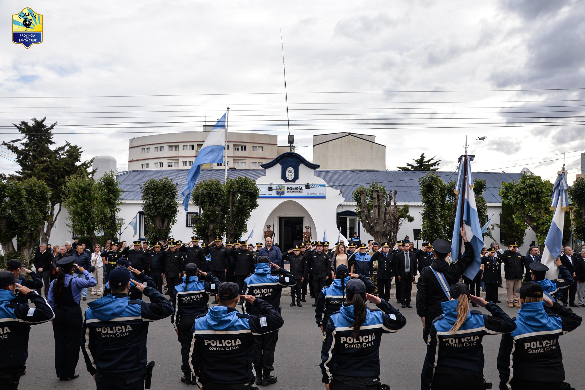 Gran acto con entrega de reconocimientos e inauguraciones para celebrar el aniversario de la Comisaría Primera