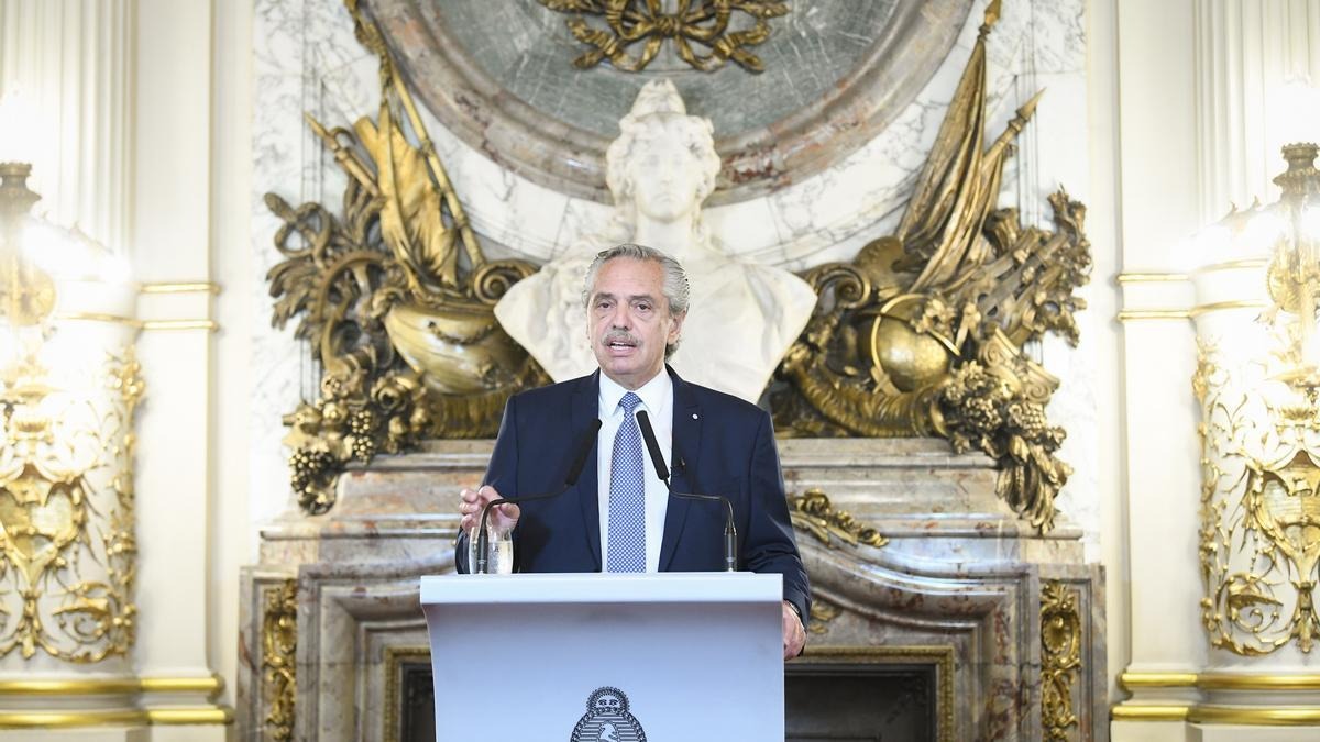 Alberto Fernández habla en cadena nacional con su último mensaje como presidente