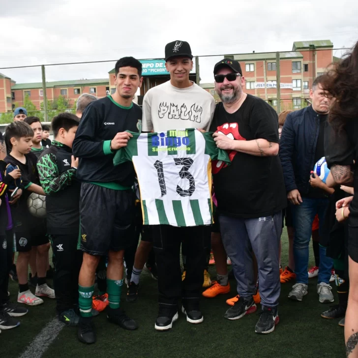 Video. Muchos niños vieron a Tomás Avilés en el Emilio “Pichón” Guatti