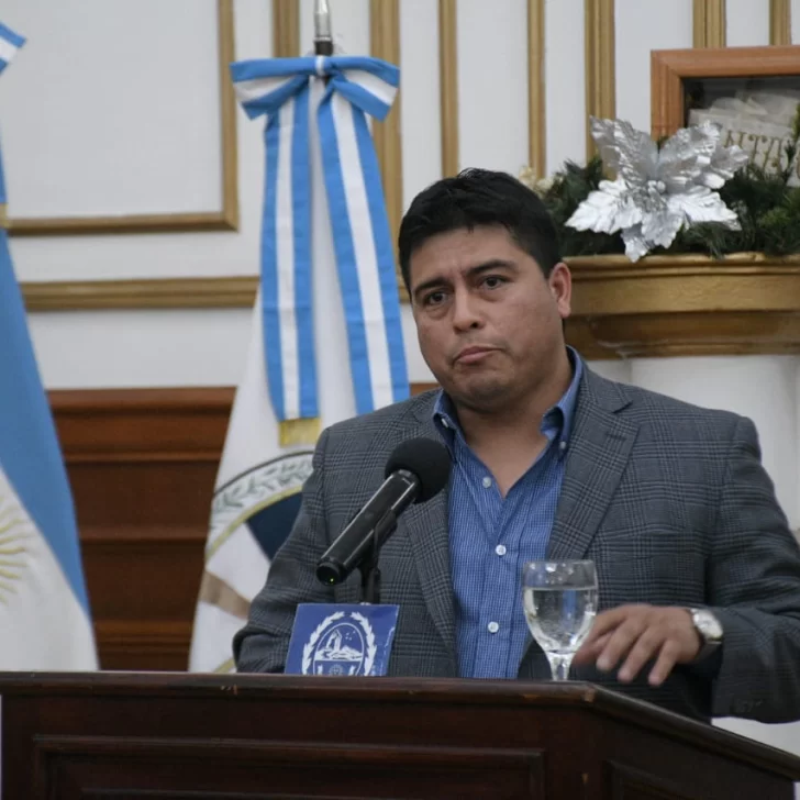 Claudio Vidal confirmó las fechas de cobro de aguinaldo para los empleados públicos de Santa Cruz