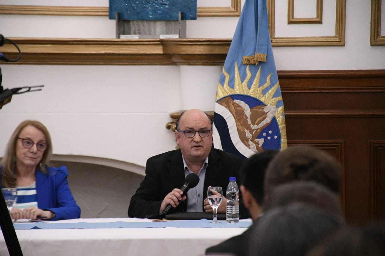 contador-Gonzalo-M.-Lecuona-director-Programa-UBA.-728x485