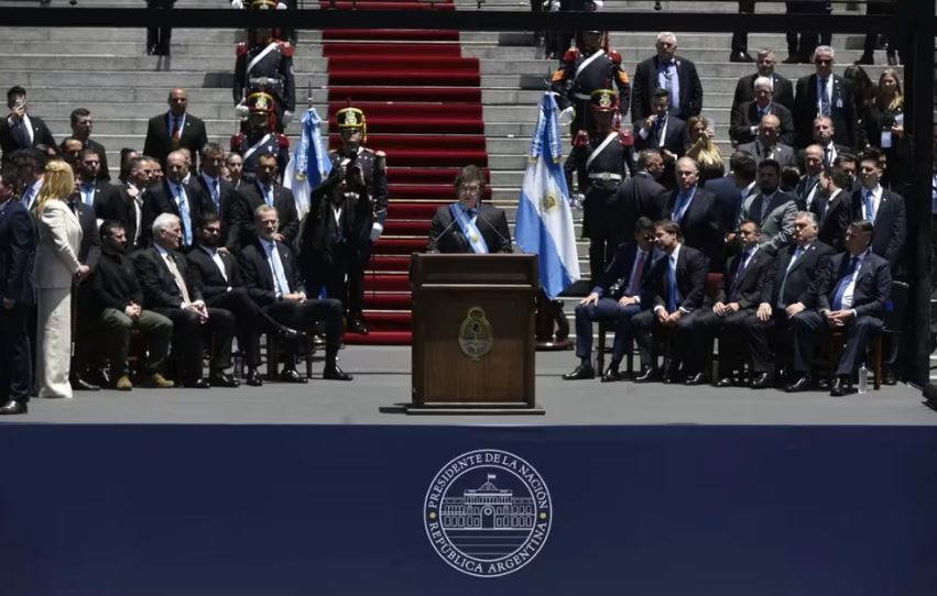 Javier Milei: “Hoy comienza una nueva era en Argentina, de libertad y progreso”