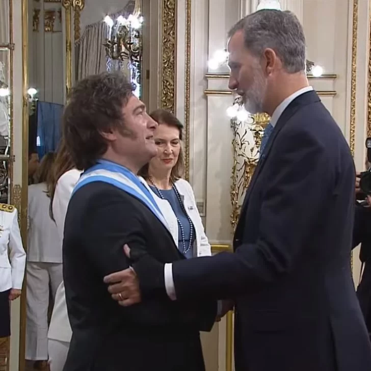 Javier Milei saludó a las delegaciones extranjeras en Casa Rosada