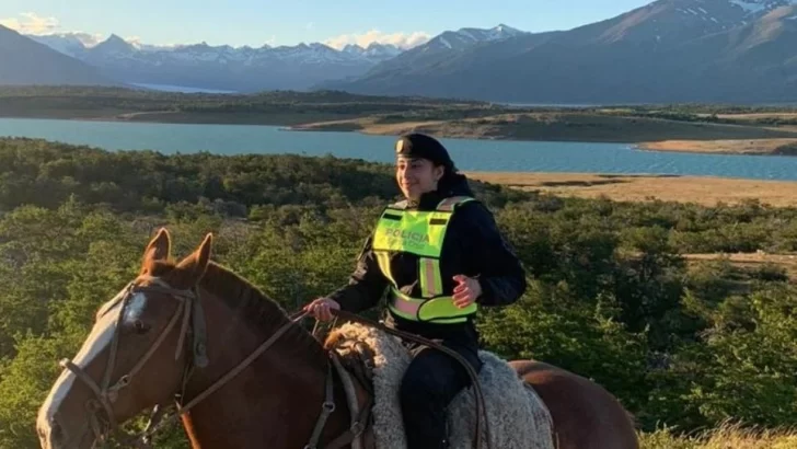 Luciana González será la primera efectivo mujer de la policía rural de El Calafate