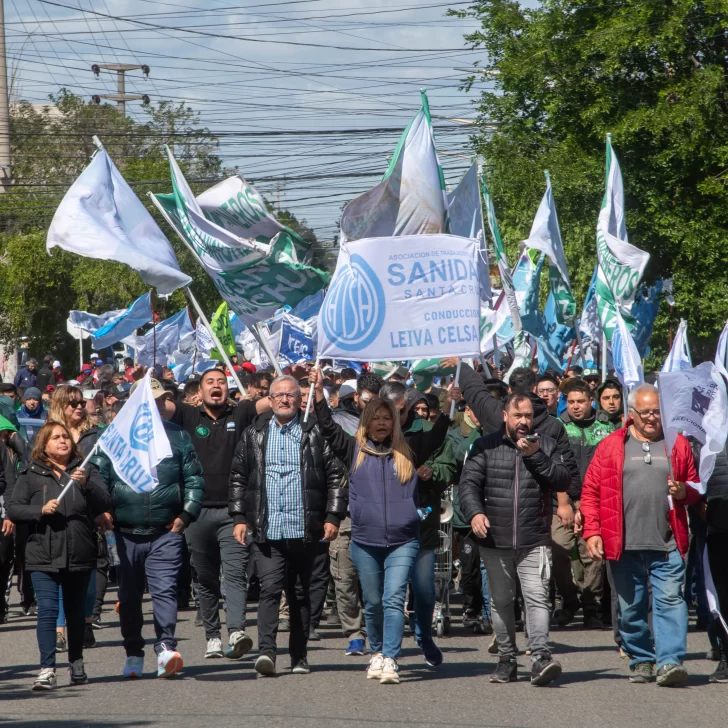 Paro general del 24 de enero: quiénes adhieren y qué servicios funcionarán en Santa Cruz