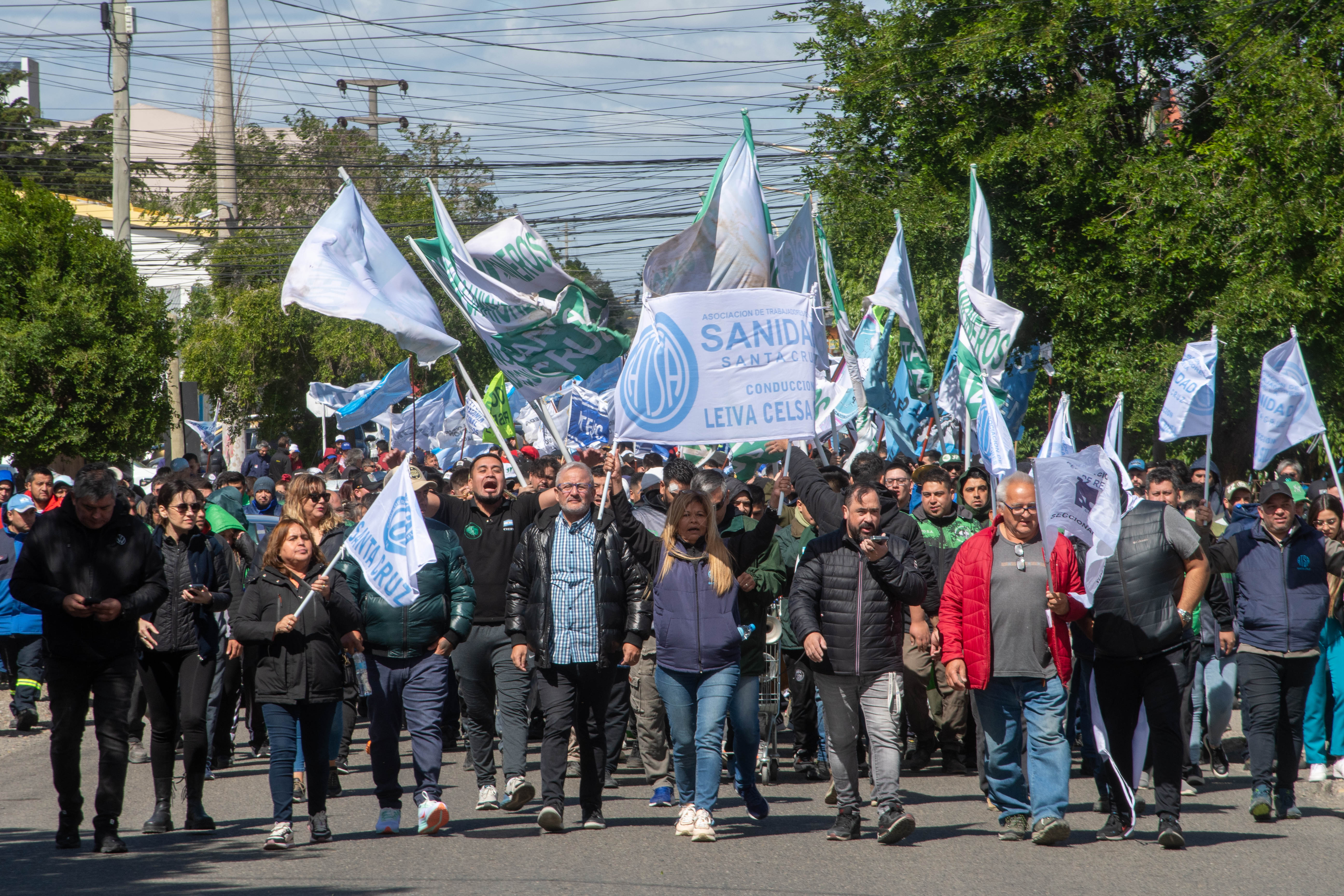 Paro general del 24 de enero: quiénes adhieren y qué servicios funcionarán en Santa Cruz