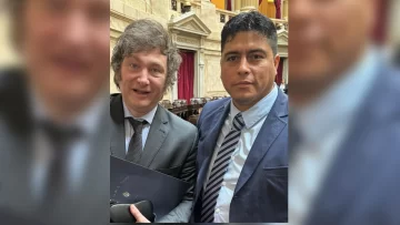 Exclusivo: Claudio Vidal se reunirá con Javier Milei y otros gobernadores este jueves en Casa Rosada Exclusivo: Claudio Vidal se reunirá con Javier Milei y otros gobernadores este jueves en Casa Rosada