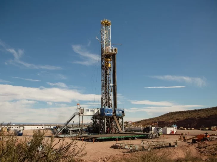 Salida de YPF: el oficialismo presentó un proyecto de “emergencia hidrocarburífera” en Santa Cruz