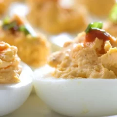 Comidas para Año Nuevo: receta fácil de huevos rellenos