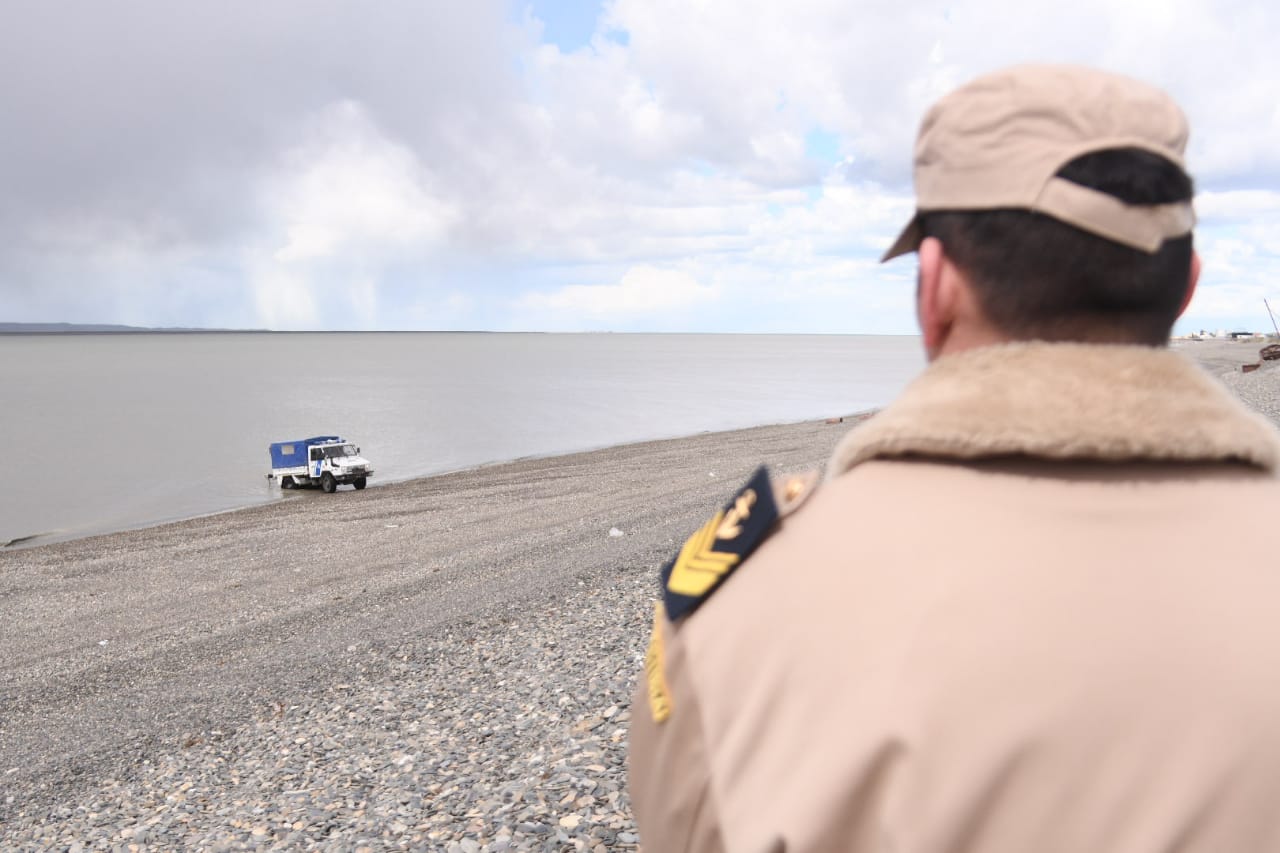 rescate-accidente-en-la-costanera-de-Rio-gallegos-mujer-muerta-estuario-LF-1-728x485