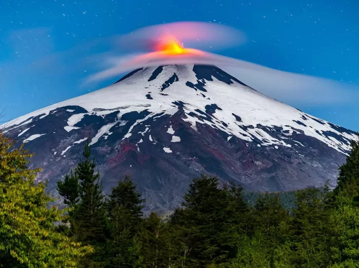 Alerta amarilla en Chile por el Volcán Villarica, en la frontera con Argentina