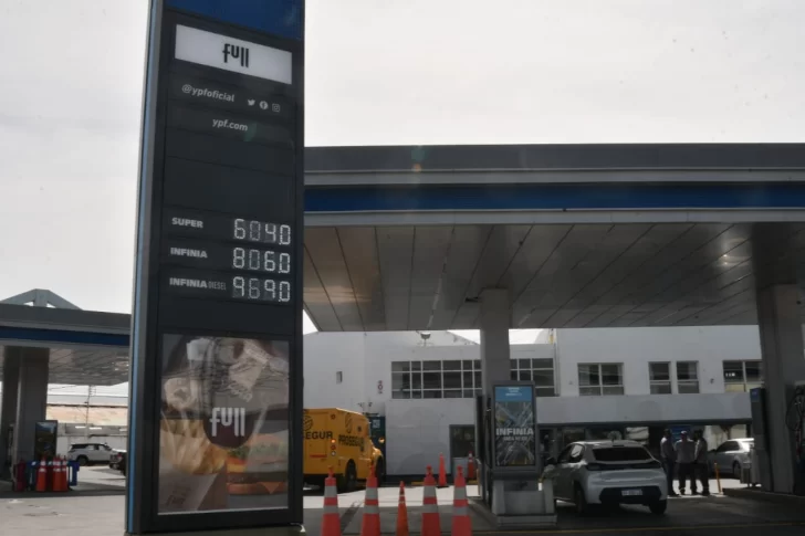 COMBUSTIBLES-AUMENTO-YPF-AXION-RIO-GALLEGOS-239JD203D-6-728x485